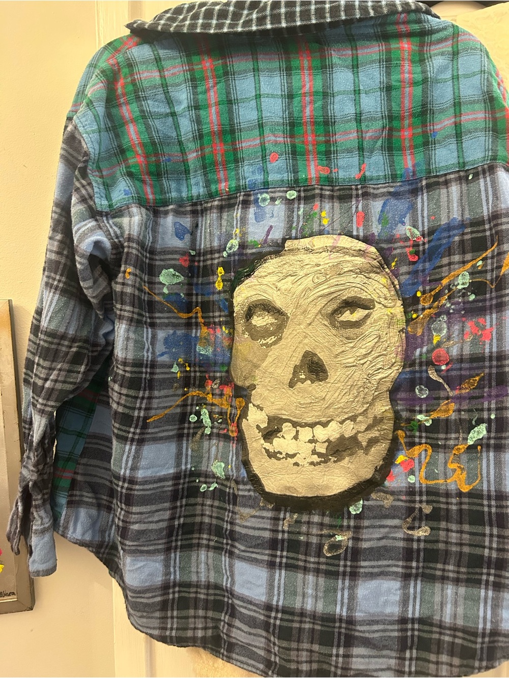 Unisex Flannel Art Shirt with Misfits Skull - Blue/Green